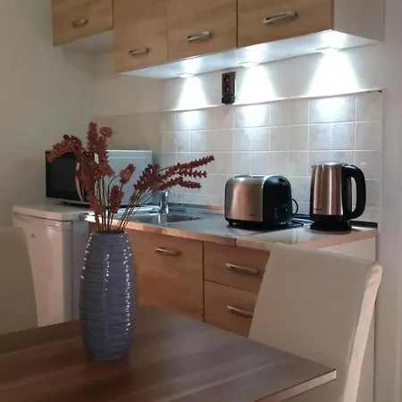 U Jezera Fami*** Apartment