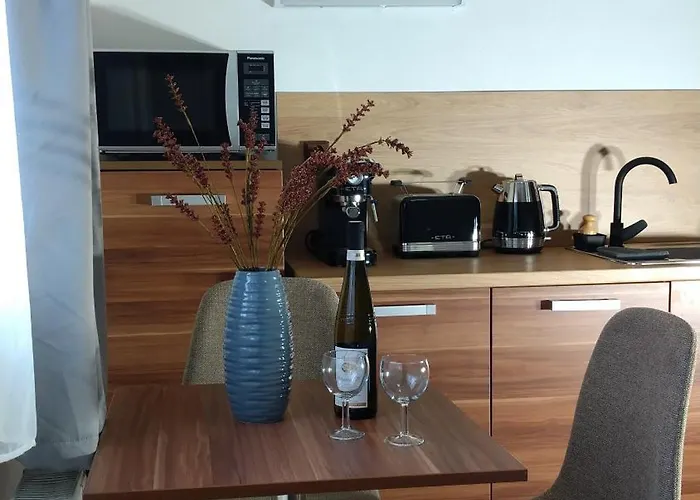 U Jezera Fami*** Appartement *